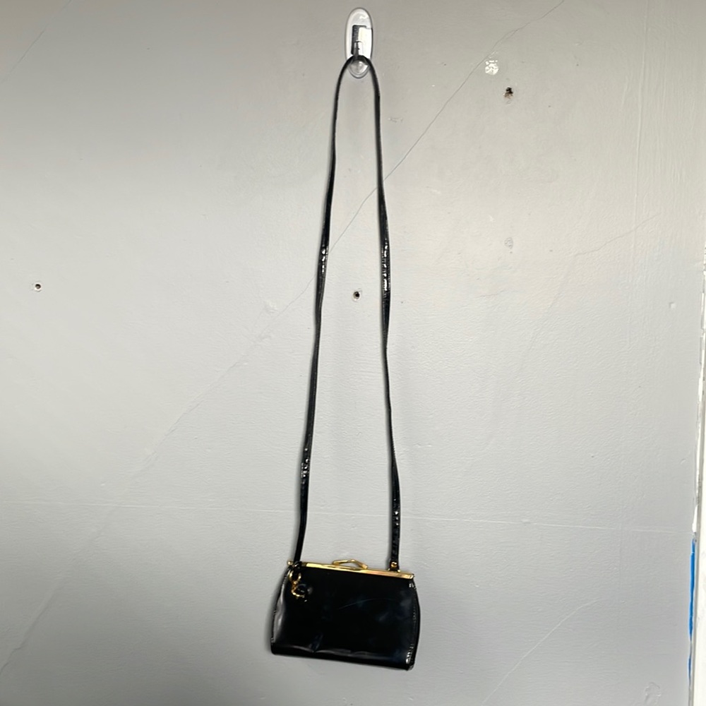 Shiny black faux leather crossbody purse with gold clasp closure Gatsby jazz